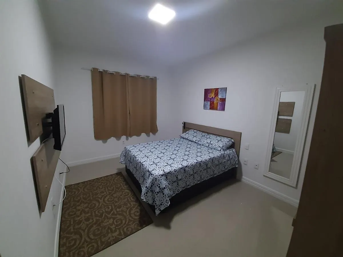 Apartamento 3 Dorm A 100 Metros Da Praia De Pereque Em Porto Belo Apartment