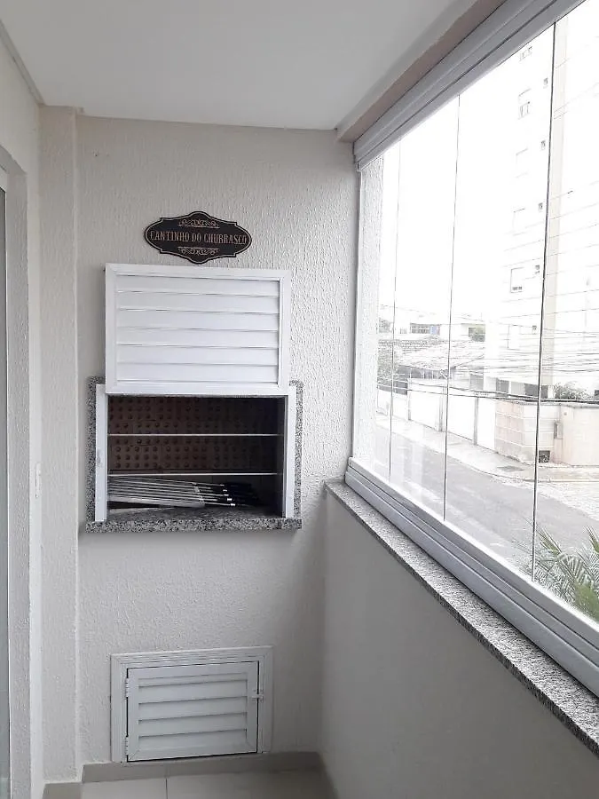 Apartamento 3 Dorm A 100 Metros Da Praia De Pereque Em Porto Belo Apartment
